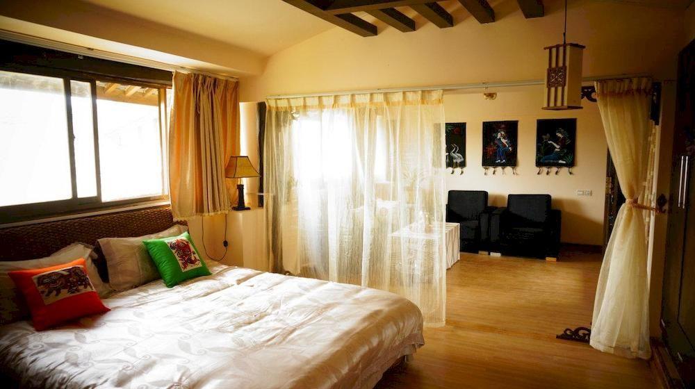 Lijiang Wangjia Courtyard Inn Екстер'єр фото