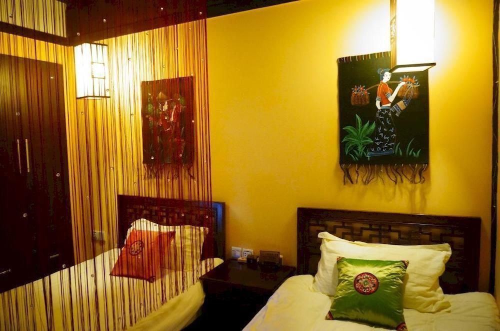 Lijiang Wangjia Courtyard Inn Екстер'єр фото