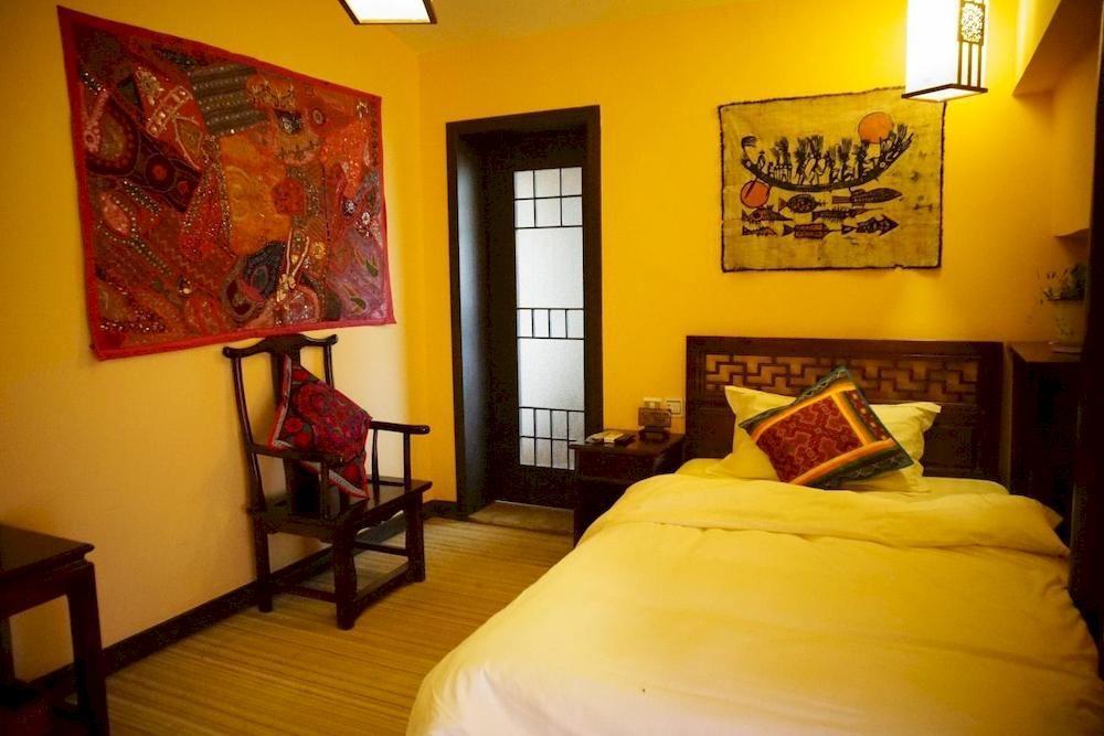 Lijiang Wangjia Courtyard Inn Екстер'єр фото