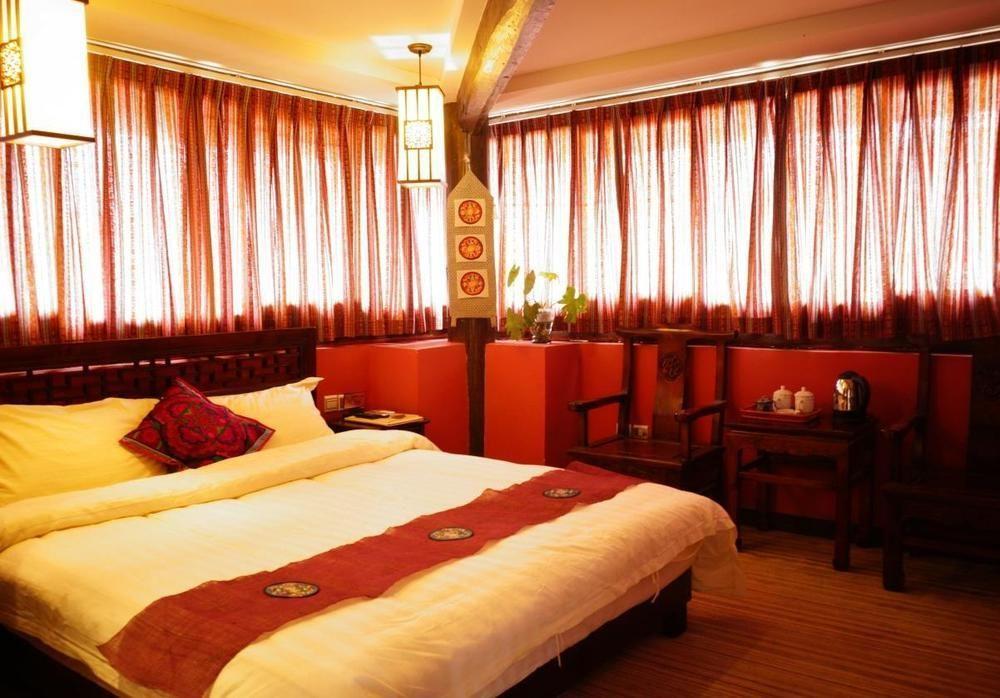 Lijiang Wangjia Courtyard Inn Екстер'єр фото
